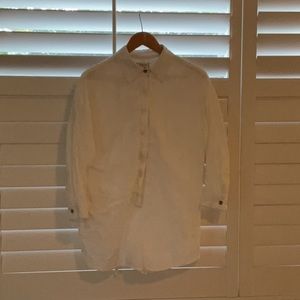 Style Back shorts jumper white. Medium